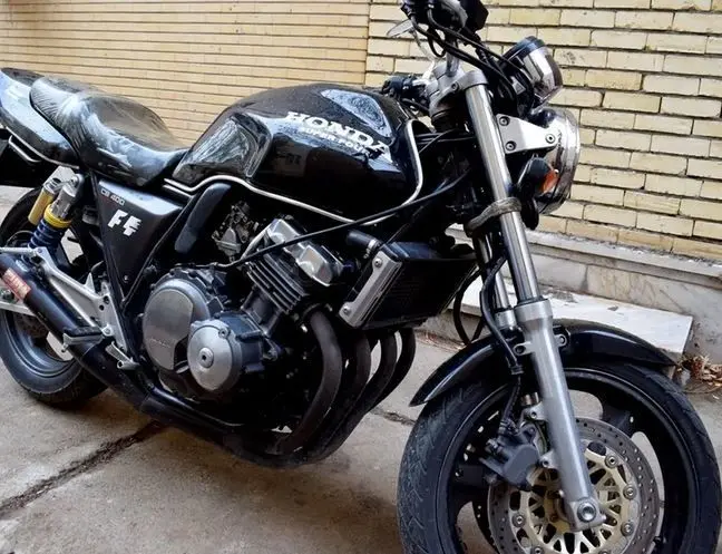 توقیف یک موتورسیکلت ۷ میلیاردی