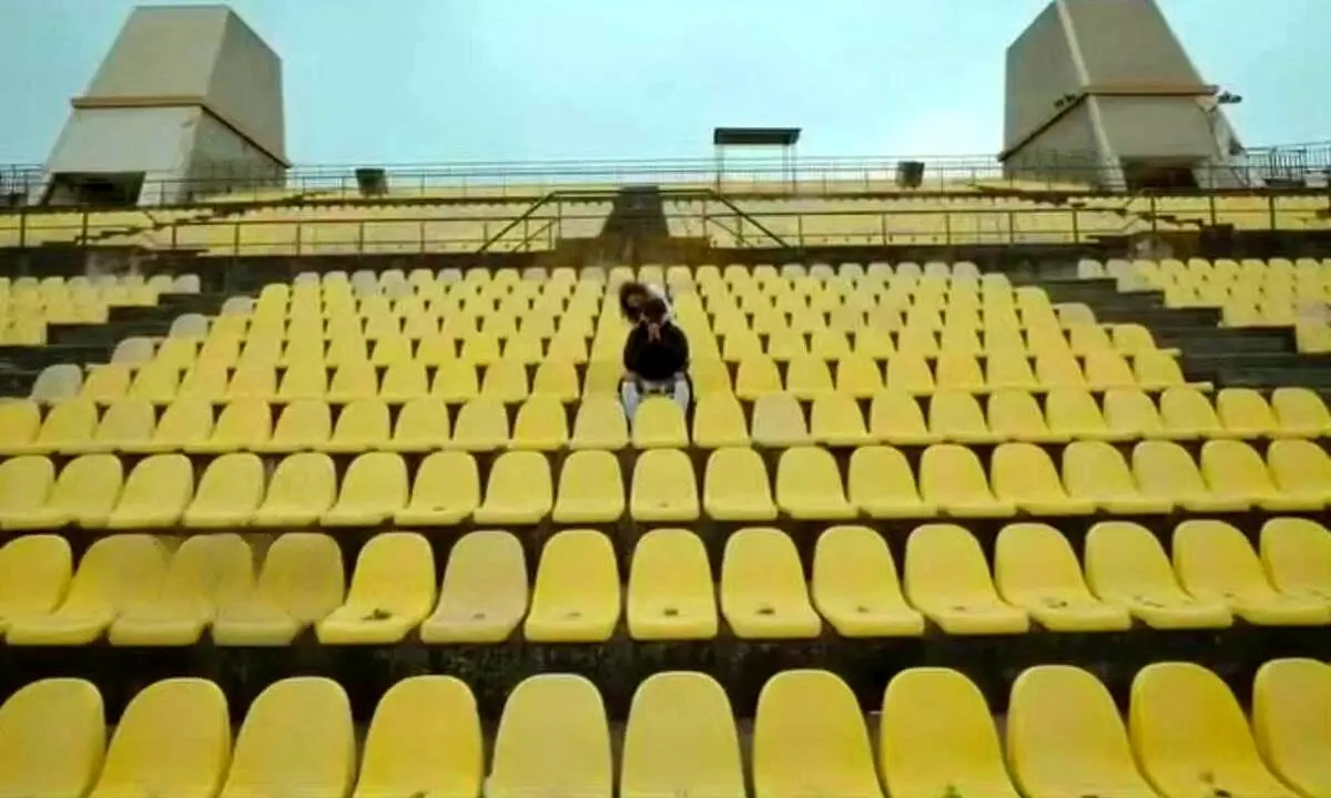 رسوایی اخلاقی بازیکن ملوان: دادستان گیلان وارد عمل شد/ شکایت متقابل بازیکن در میان است!