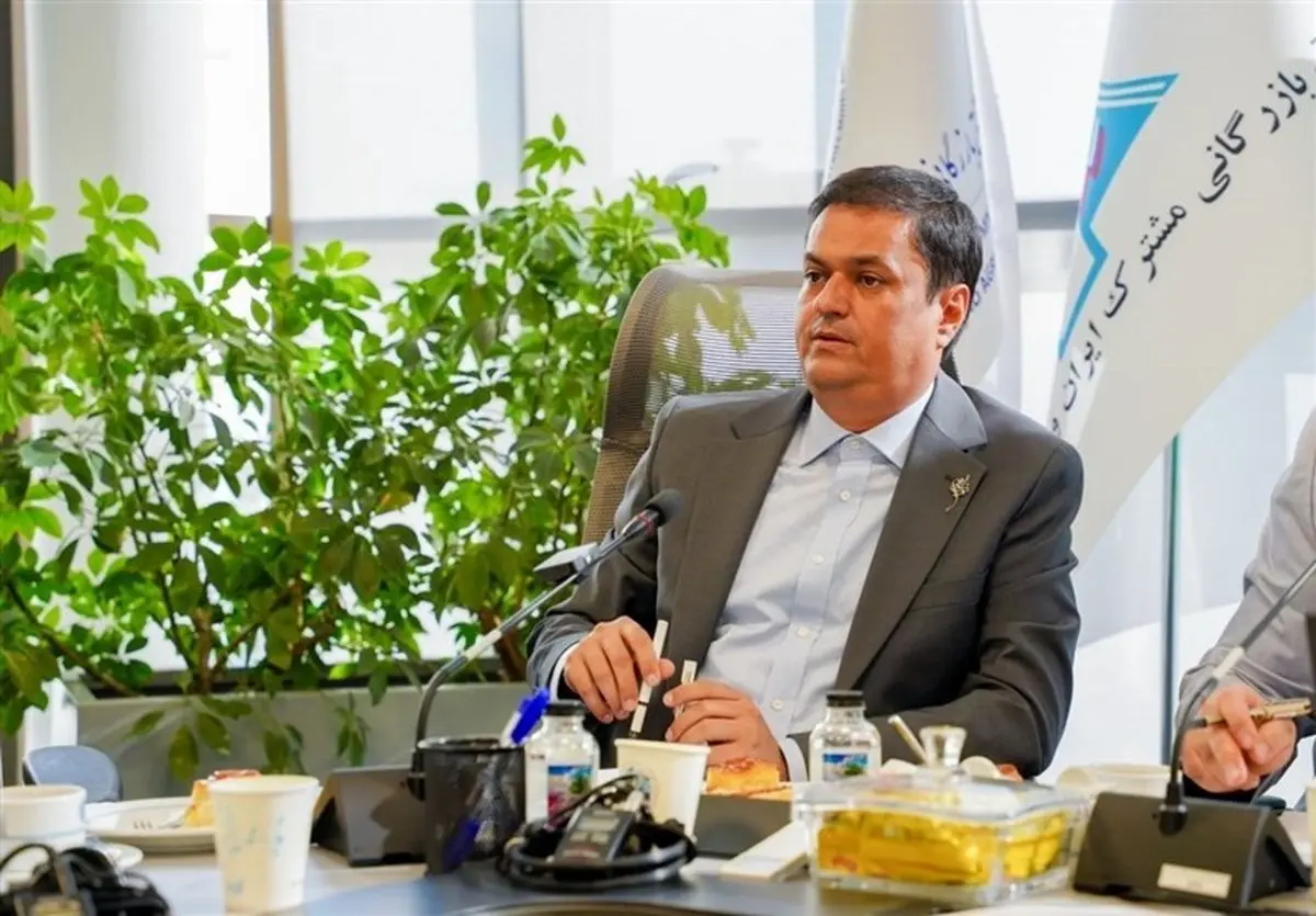 قطار غفلت از شرق خزر؛ مخالفت داخلی، فاینانس روس را در گرمسار-اینچه برون متوقف کرد؟