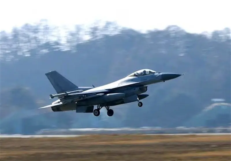 فاجعه هوایی در کره جنوبی: سقوط شوکه کننده F-16 به کوه!