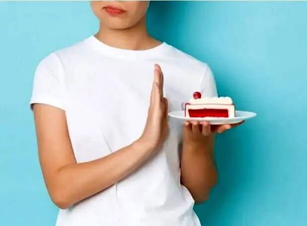 ۴ راهکار برای جلوگیری از هوس شبانه شیرینی