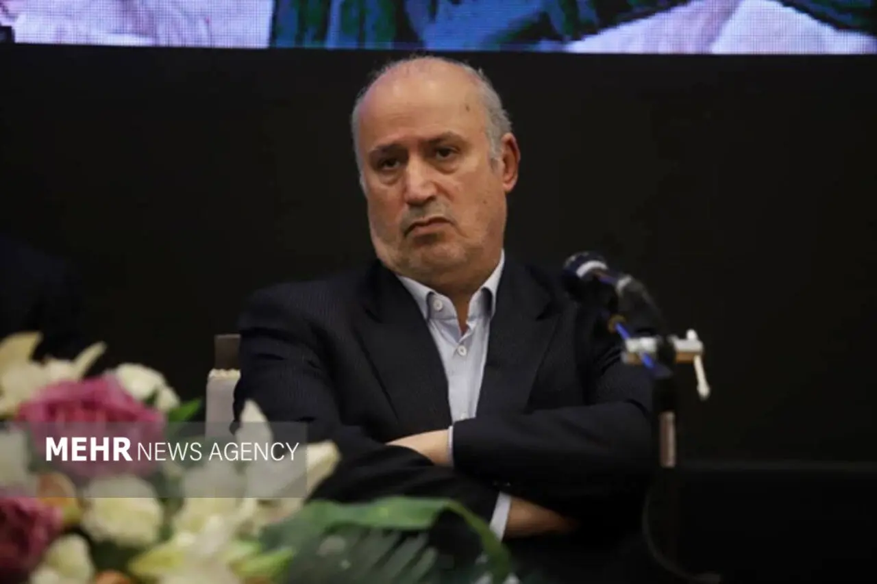 فاجعه در کمین فوتبال ایران: داوران روی لبه تیغ، یک سوت اشتباه همه چیز را نابود می‌کند؟