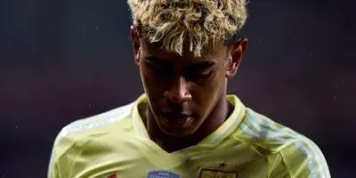 یامال دیوانه شد! دلافوئنته شوکه شد: این عادی نیست!