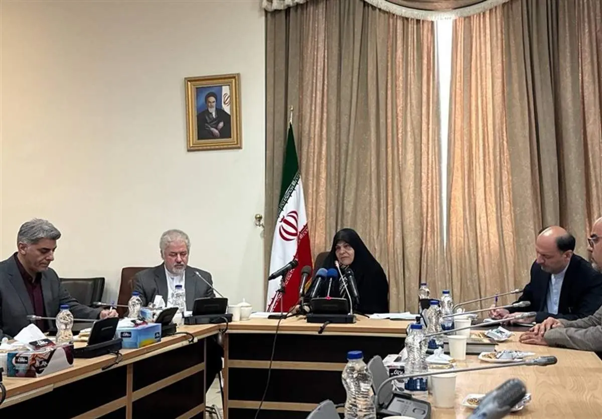 افشاگری تکان‌دهنده: وزارت امور خارجه صحنه رونمایی از حقوق بشر آمریکایی-انگلیسی شد!