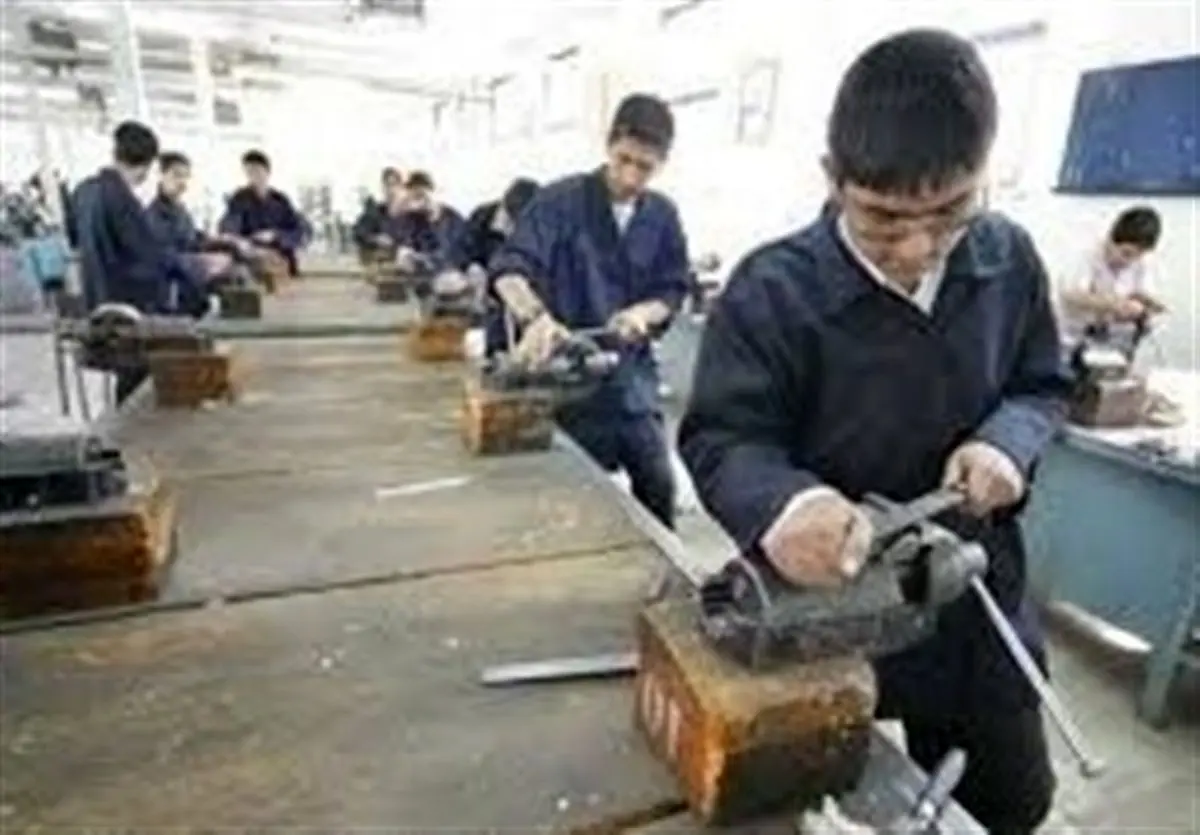 دانشگاه‌ها خالی می‌کنند، بازار کار درها را می‌بندد: ۴۰٪ دانش‌آموخته قربانی فقر مهارت!