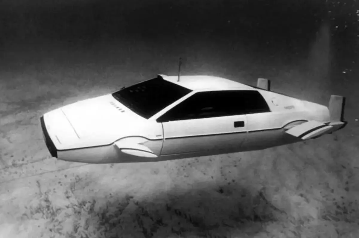 راز ثروت ۱۸۰ میلیارد دلاری ایلان ماسک برملا شد: آیا واقعا در حال ساخت پایگاه فضایی در ماه است؟