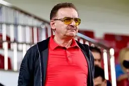 زلزله در فدراسیون!/ فریاد انفجاری زنوزی بر سر تاج: یا می‌روی، یا تراکتور کنار می‌کشد!/ اتمام حجت با مفسدان فوتبال!