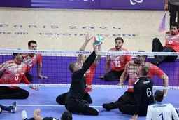 والیبالیست‌های شگفتی‌ساز ایران در مقابل غول‌های شرق! نبرد نفس‌گیر با روسیه و قزاقستان آغاز شد.