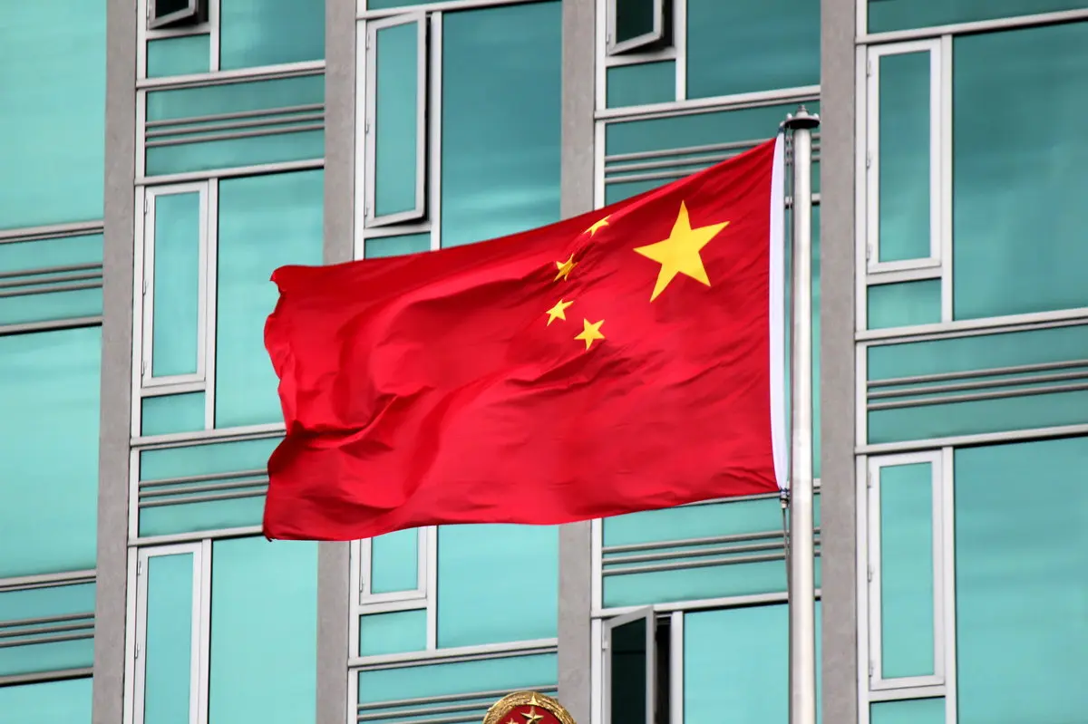 چین حسابی پشت ایران در آمد