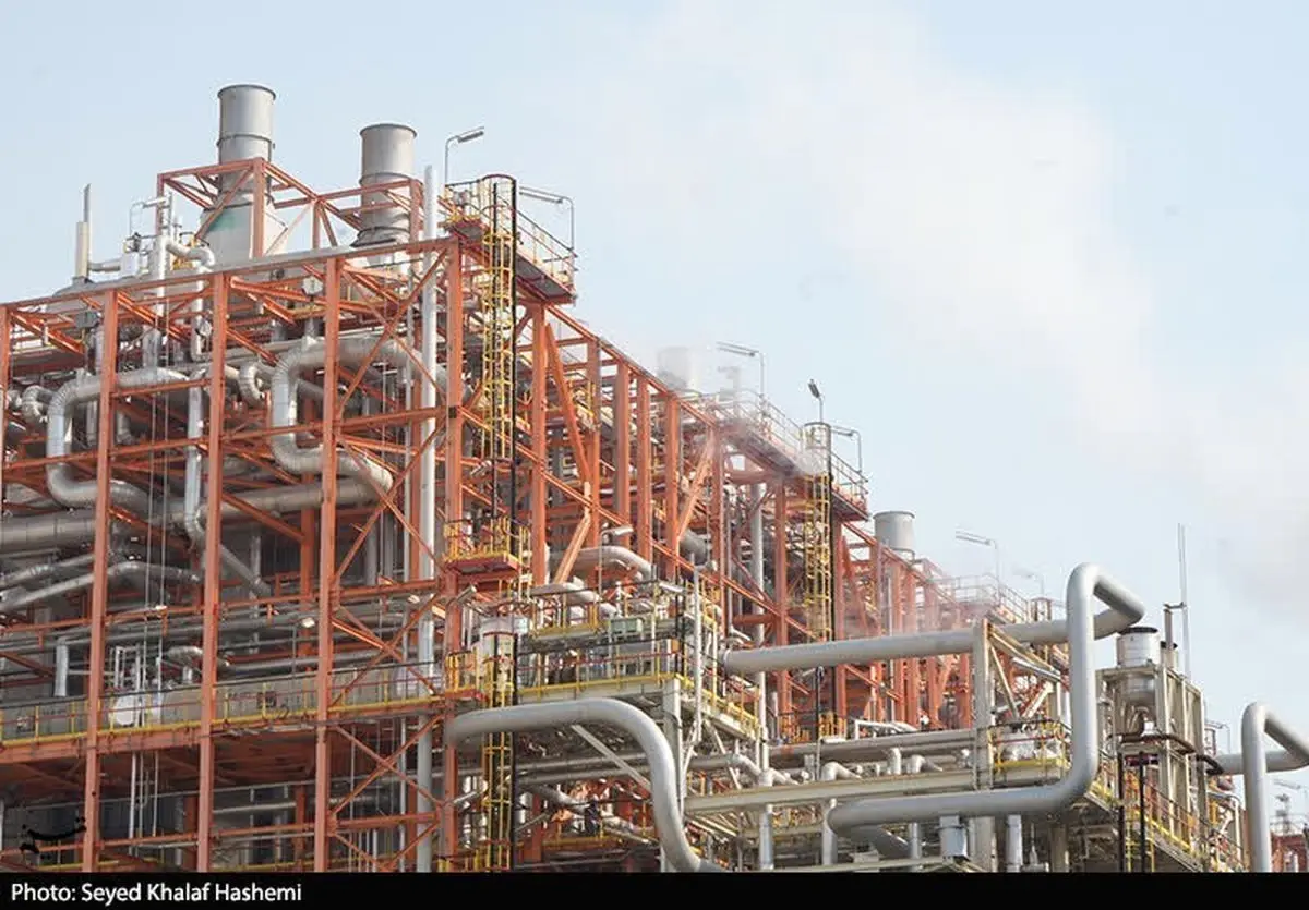 خبر فوری/شوک بزرگ به بورس: قیمت‌های جدید خوراک پتروشیمی و سوخت صنایع بورسی منتشر شد!