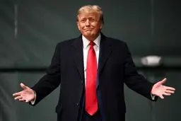 جنجال در پارس شیراز: بدل ترامپ پیدا شد! / ویدئو شوکه کننده