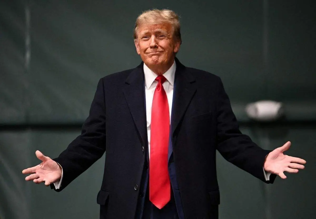 جنجال در پارس شیراز: بدل ترامپ پیدا شد! / ویدئو شوکه کننده