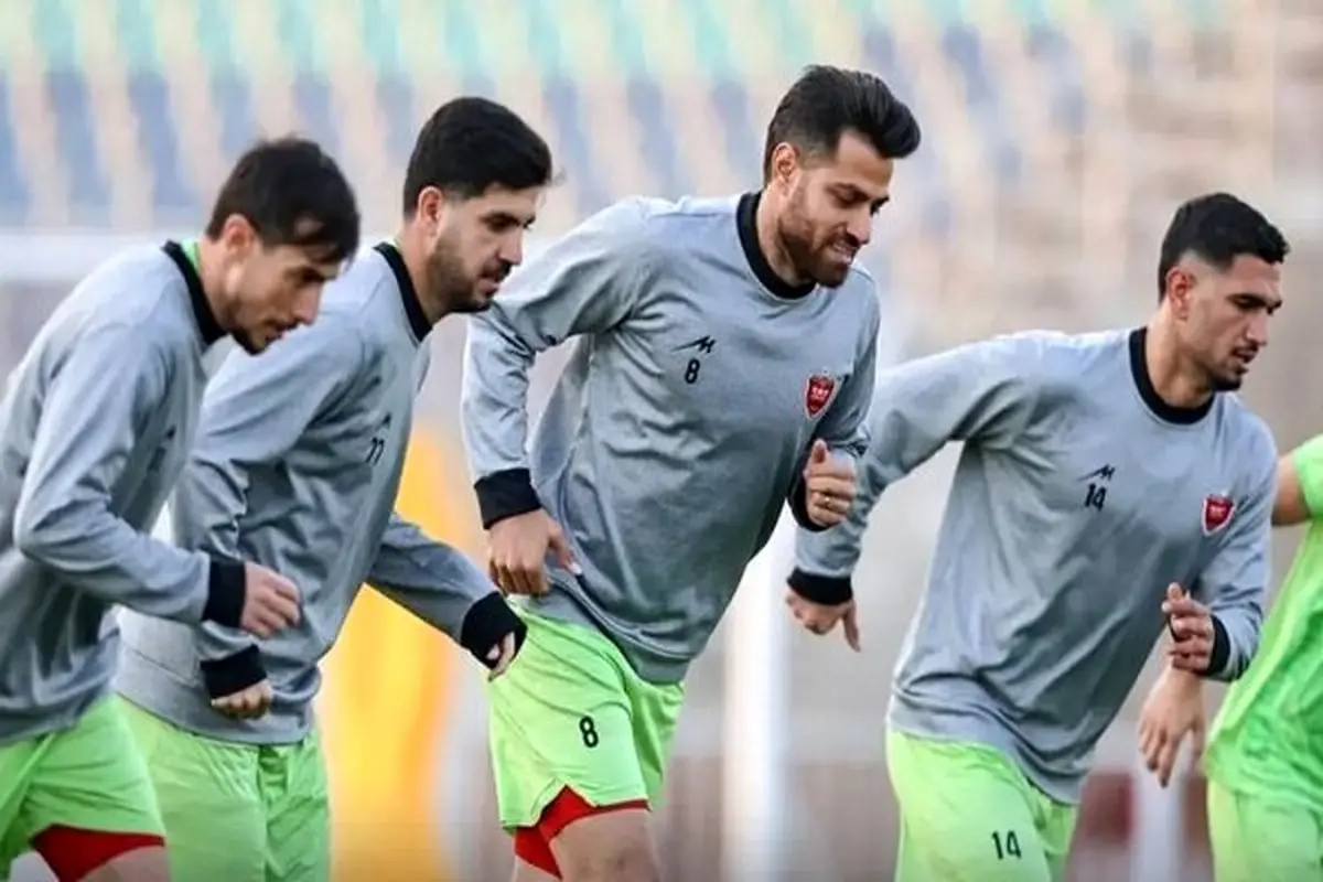 آیا مدافع جنجالی پرسپولیس مقابل شمس آذر می‌درخشد؟