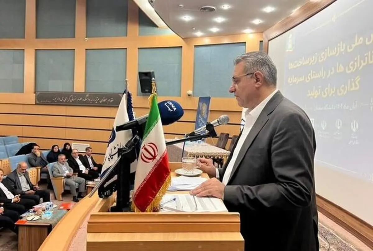 فاجعه در راه است! معاون وزیر کار زنگ خطر را به صدا درآورد: صندوق‌های بازنشستگی در آستانه فروپاشی!