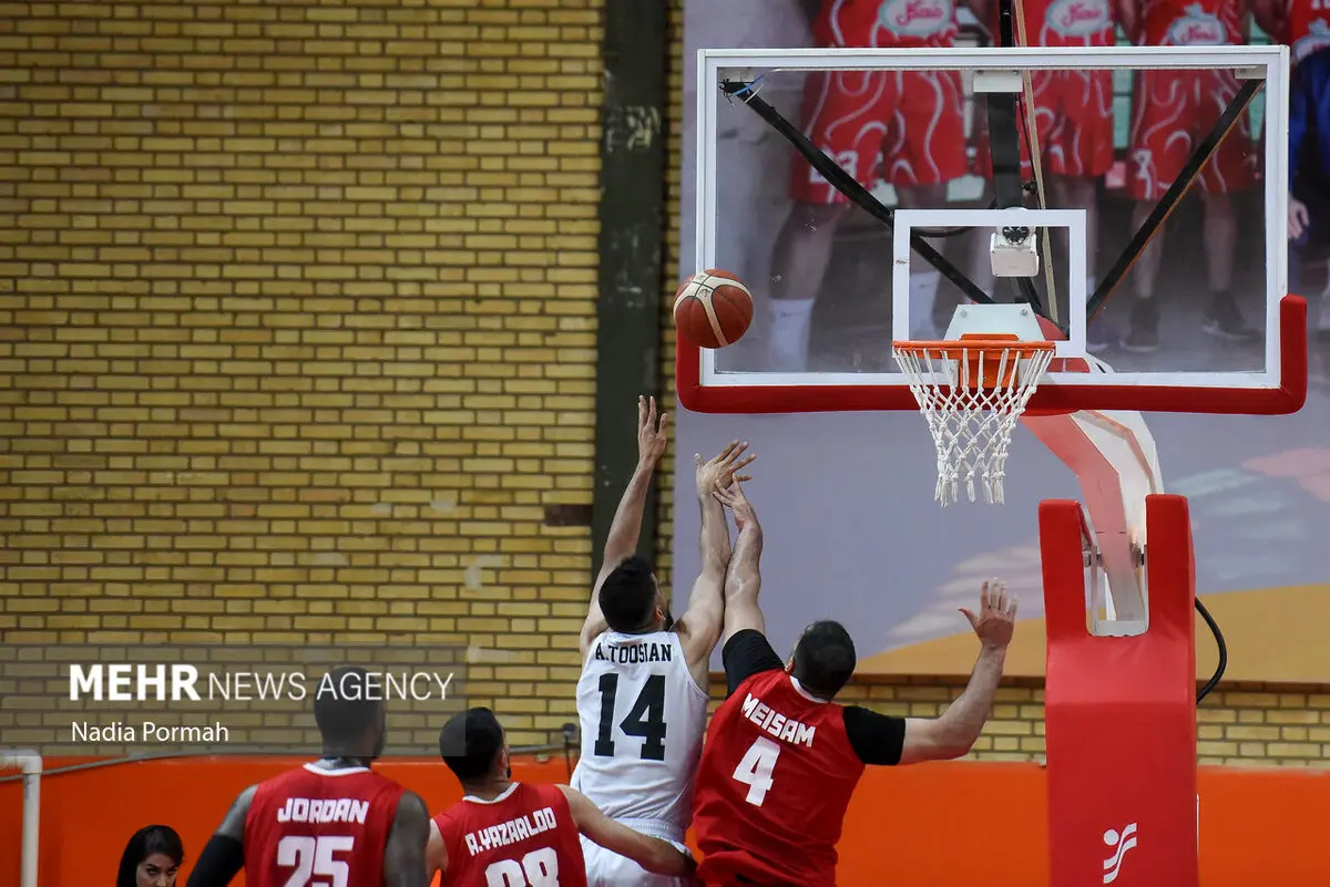 ننگ تعطیلات لیگ برتر؛ ثروتمندان خانه‌نشین، بسکتبال در کما!