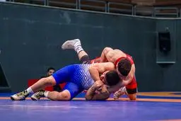 خشم قهرمانی؛ استقلال قم بر سکوی اول لیگ کشتی فرنگی ایستاد!