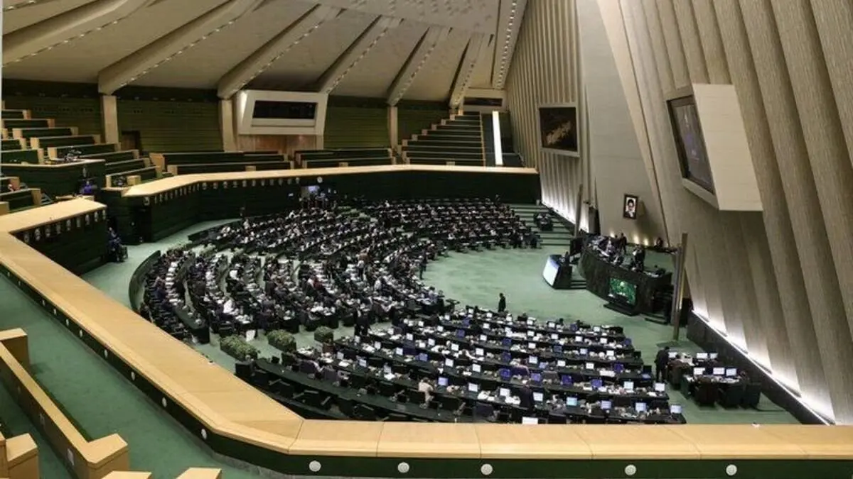 مجلس برای حمایت از نیروی کار ایرانی آستین بالا زد