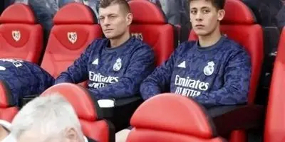 سفره فوتبالیست ها لو رفت: غذای ممنوعه ستاره ها افشا شد!