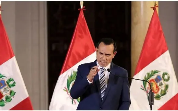 برکناری رییس‌جمهور به دلیل قرار یواشکی با چینی‌ها 