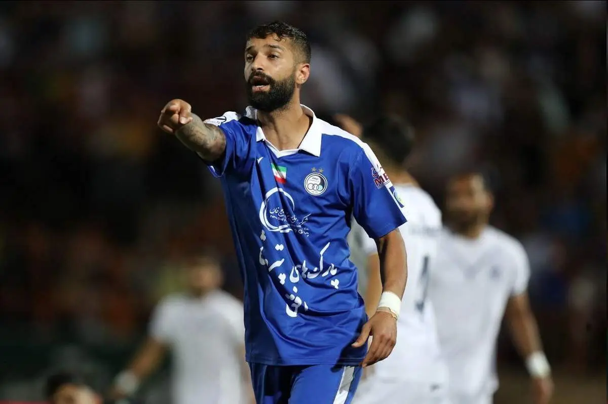 فاش شدن فیلم جنجالی مدافع استقلال: سهرابیان چه می‌گوید؟/ عذرخواهی از هواداران