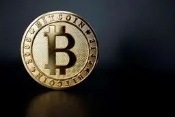 بیت کوین در آستانه سقوط آزاد: ۱۵ آذر ۱۴۰۴ آخرین فرصت خرید؟