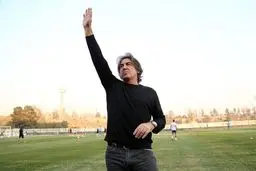 ساپینتو غوغا کرد؛ افشاگری بازیکن اخراجی ۶ پس از درگیری با نیمکت پادیاب!