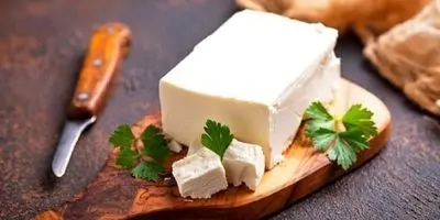 سخنگوی انجمن صنایع لبنی : گران می‌کنیم و نیاز به متولی نداریم