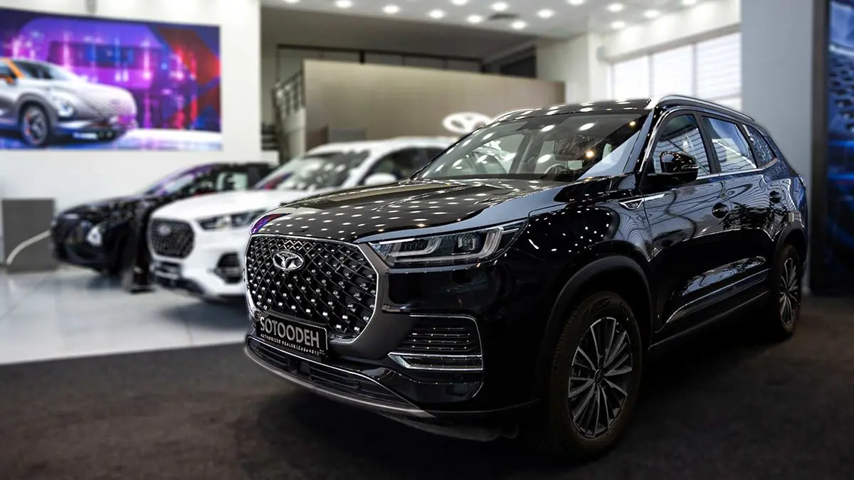 فروش ۲ محصول فونیکس مدیران خودرو از فردا - ۲۵ فروردین