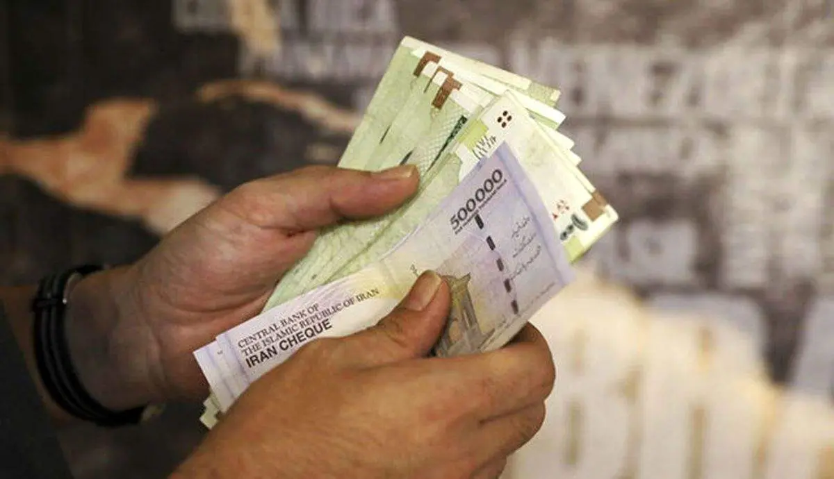 کدام سرمایهگذاران هفته سوم اسفند سود کردند؟/خداحافظی با دلار ۵۰ هزار تومانی
