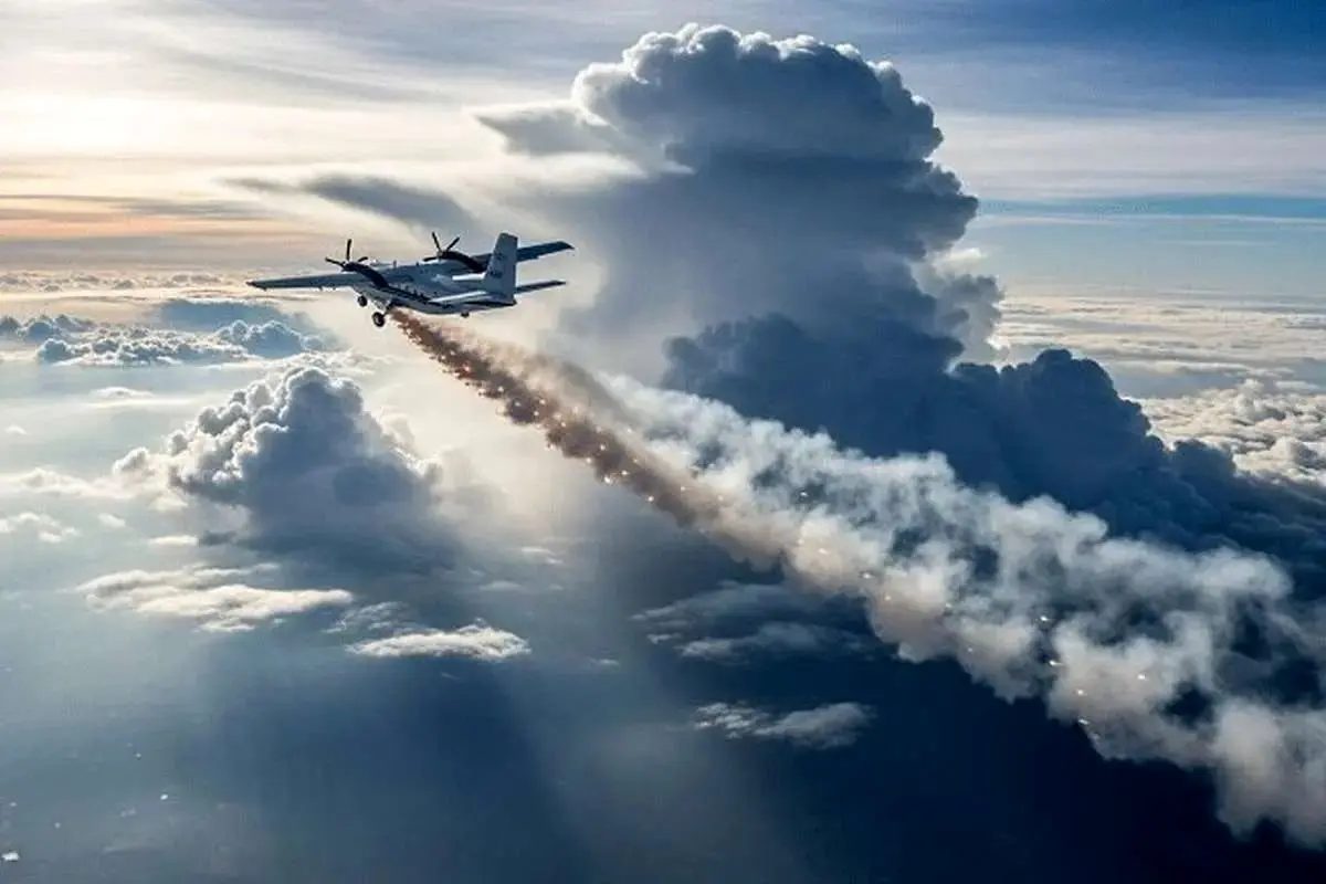 جنجال در آسمان: سوخت هواپیمای ابرسازی گران شد!