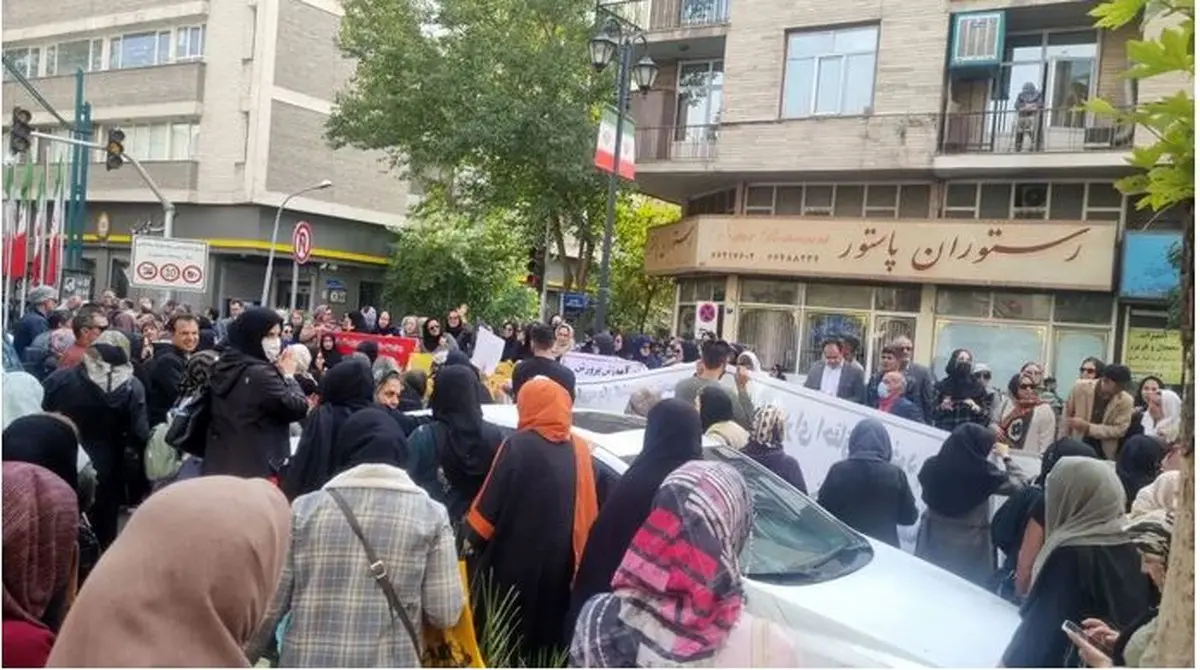 علت تجمع امروز مقابل پاستور