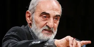 کیهان: گروسی را به ایران راه ندهید