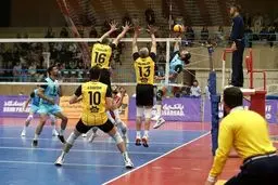 شهداب و فولاد سیرجان مقتدرانه پیروز شدند؛ استقلال زنگ خطر را به صدا درآورد!