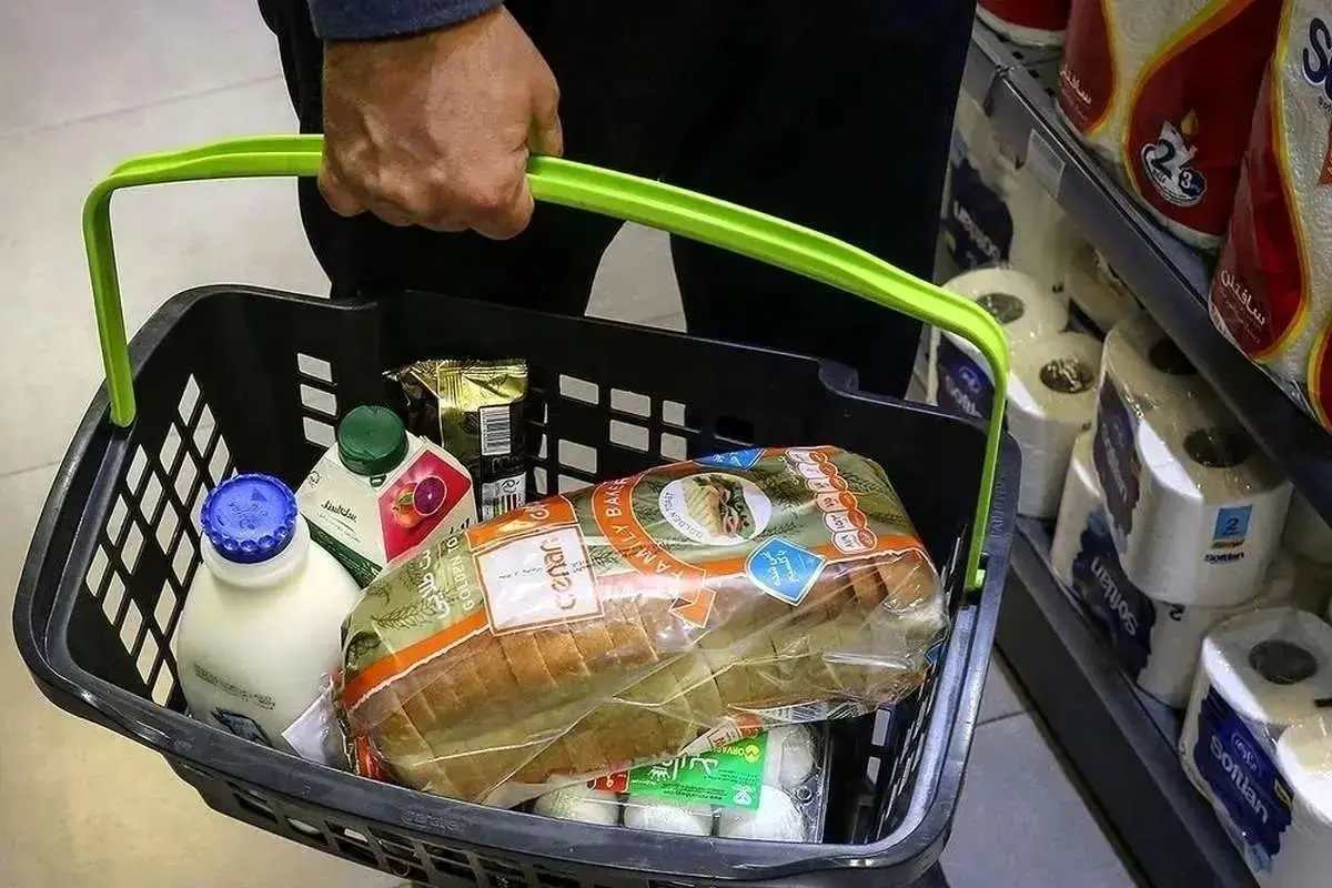 بازی جدید دولت با سفره مردم: دهک‌بندی یارانه‌ها هر ۳ ماه یکبار زیر و رو می‌شود!/ ادعای عجیب: مالیات خوراکی‌ها افزایش نیافت