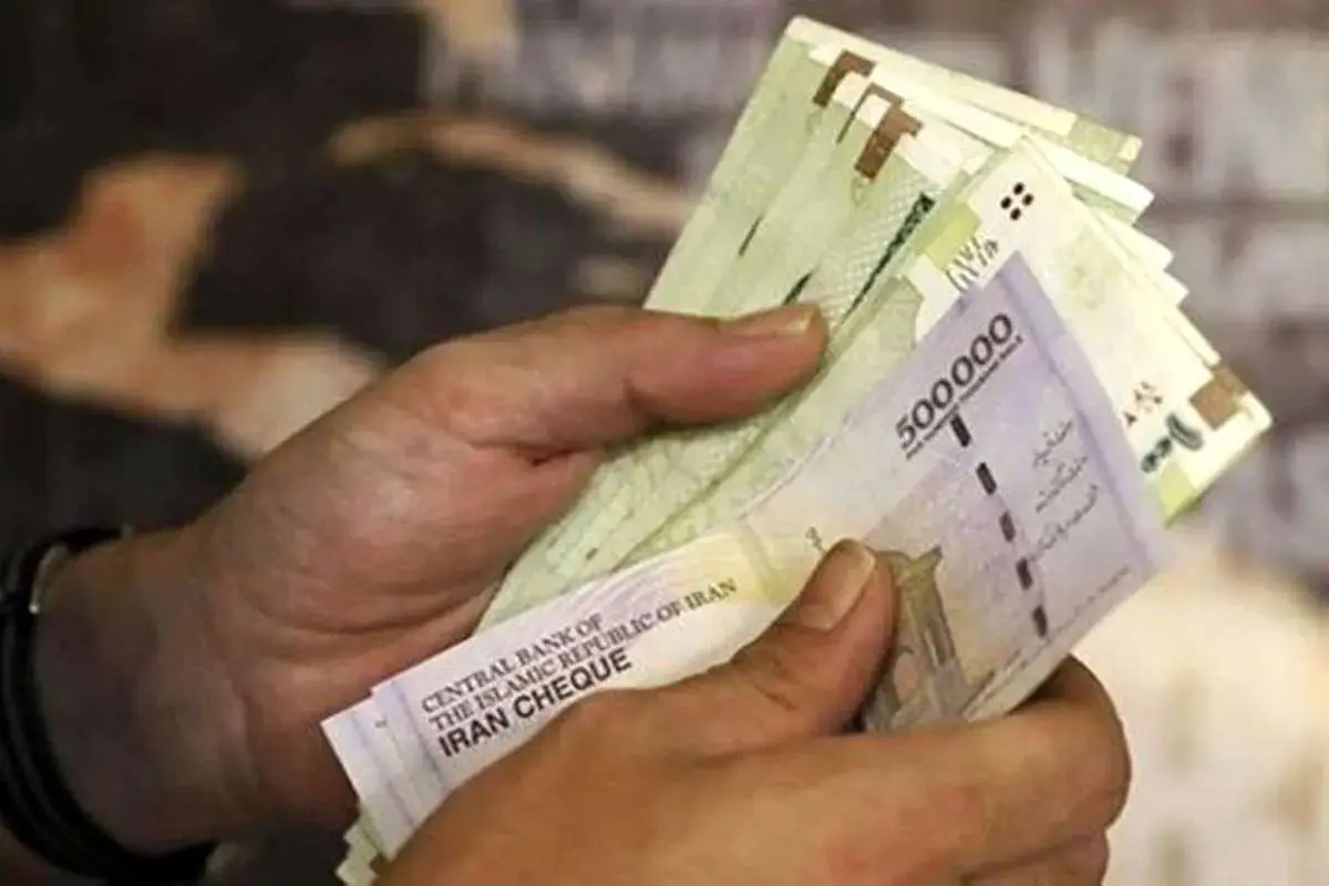 ببینید و باور نکنید: ۲۰ درصد افزایش حقوق در بودجه سال آینده؛ حداقل حقوق بازنشستگان تنها ۱۴ میلیون تومان! آیا مستمری‌بگیران باز هم تحقیر شدند؟