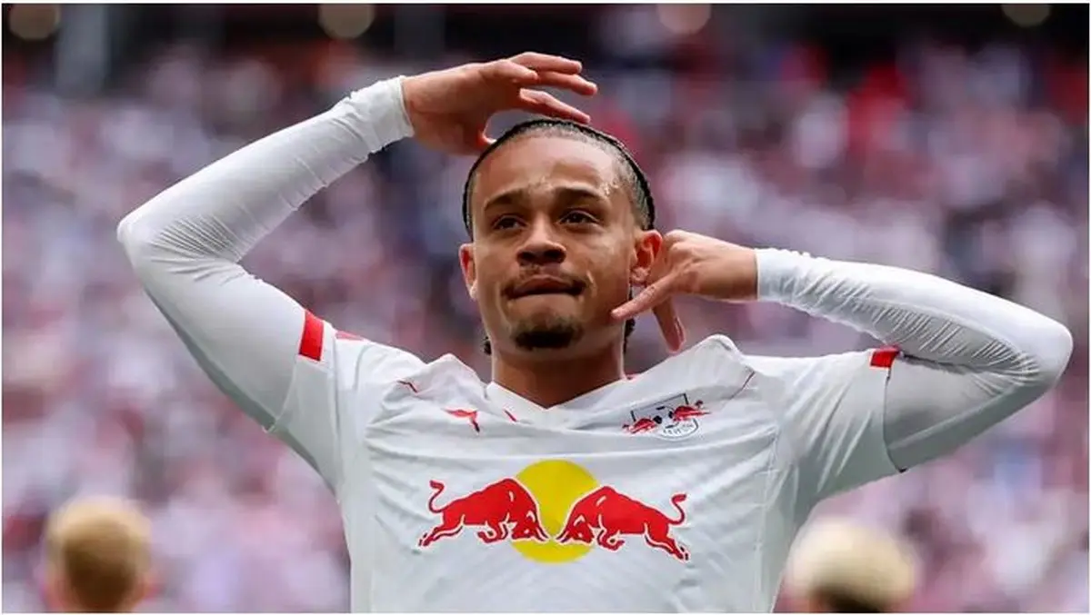 ژاوی در راه پیوستن به آبی پوشان