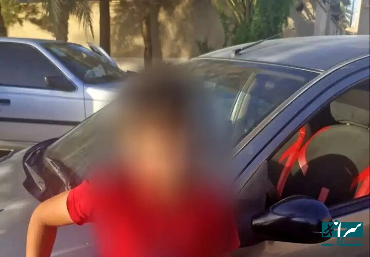 رانندگی کودک ۱۲ ساله با پژو ۲۰۶! + عکس