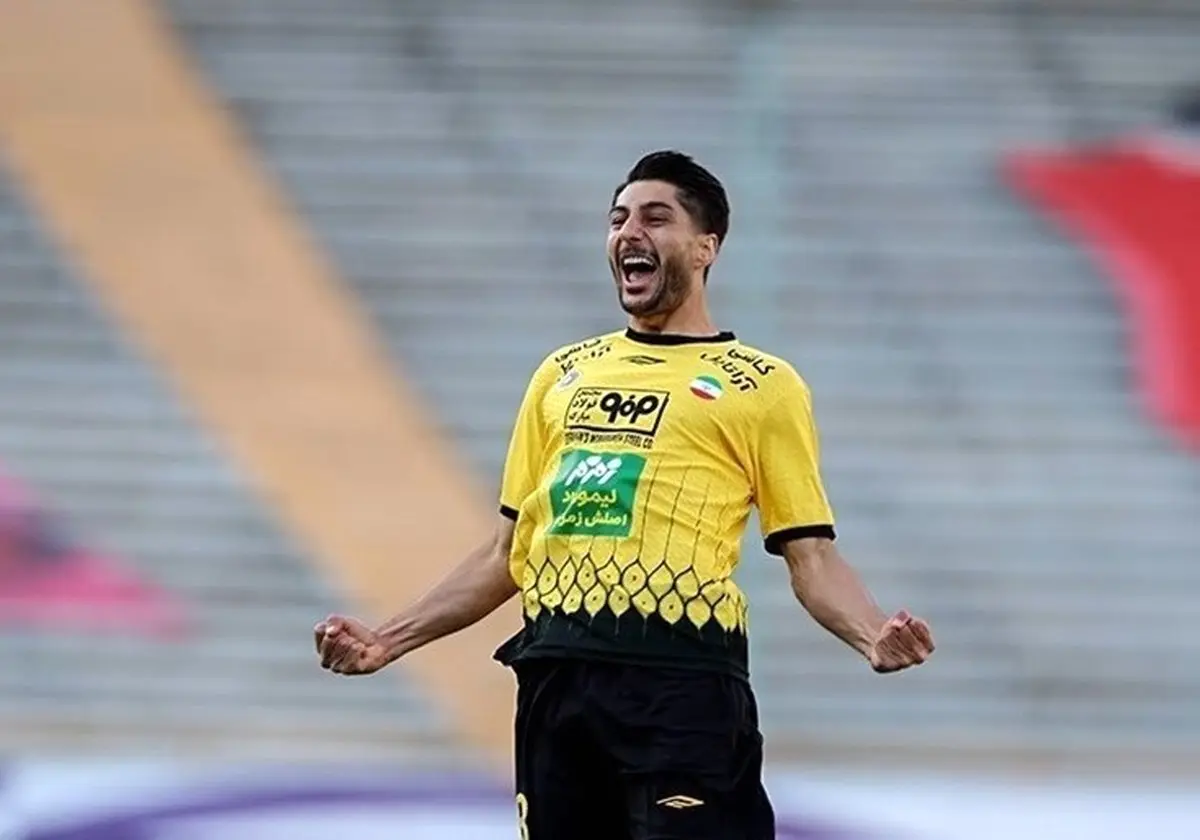 شوک بزرگ در فوتبال ایران: محبی به سپاهان بازگشت!