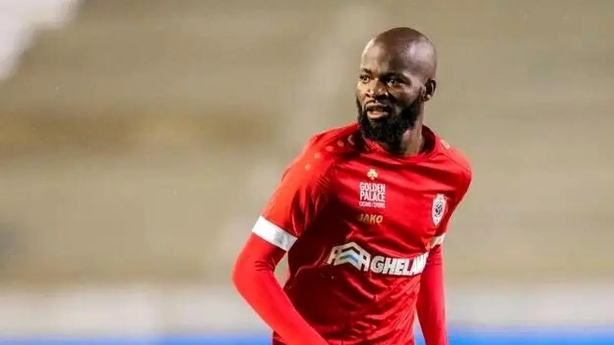 فوری و شوکه‌کننده: رسوایی نامه جعلی جذب ستاره کامرونی در استقلال فاش شد!