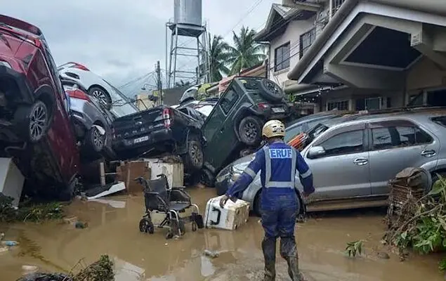 طوفان مرگبار فیلیپین را در بر گرفت؛ صد هزار نفر آواره!