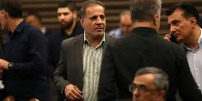 پول بیفوما هم درد استقلال را دوا نمی‌کرد/ غدیر تا ۱۴۰۵ آماده نمی‌شود