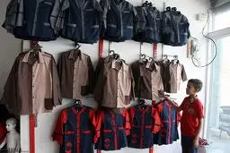 بحران آب به بازار پوشاک مدرسه رسید
