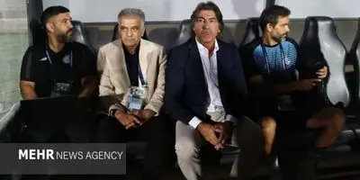 حسینی: استقلال در دام تاکتیک ما/ توقعات را به صفر برسانید!