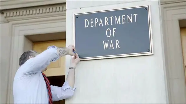 رسوایی هگست در پنتاگون: تابلوهای «وزارت جنگ» جایگزین نام تاریخی شد!