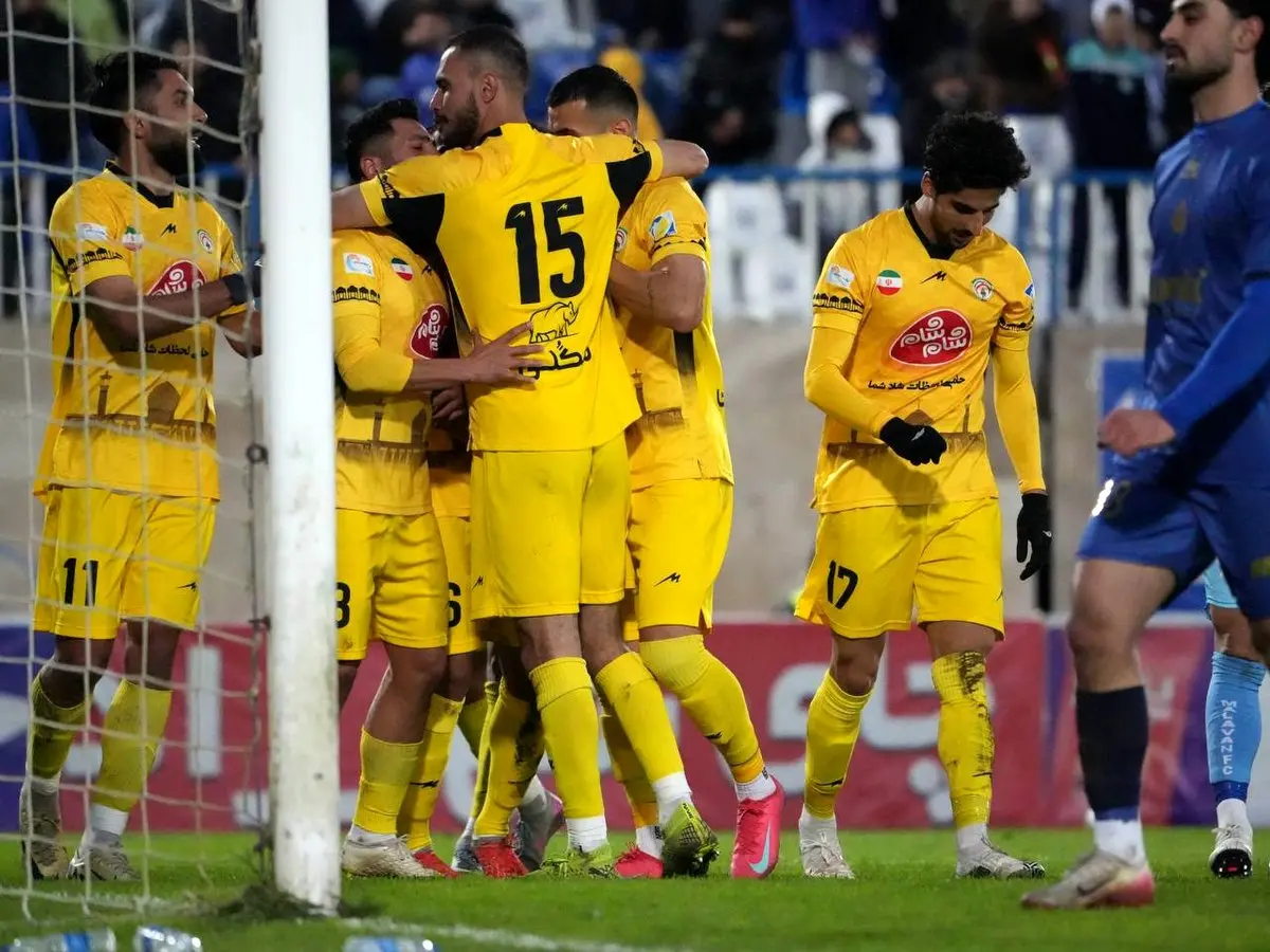 دبل شیرازی‌ها: آرزوی جنون‌آمیز خلیفه اصل که فجر را زیر و رو می‌کند؟ افشاگری از نقشه نیم‌فصل دوم!