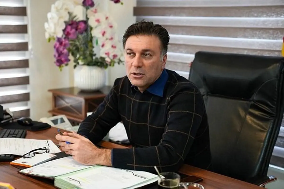 تراکتور با هواداران مقابل پرسپولیس؛ جنجال مدیرعامل باشگاه!