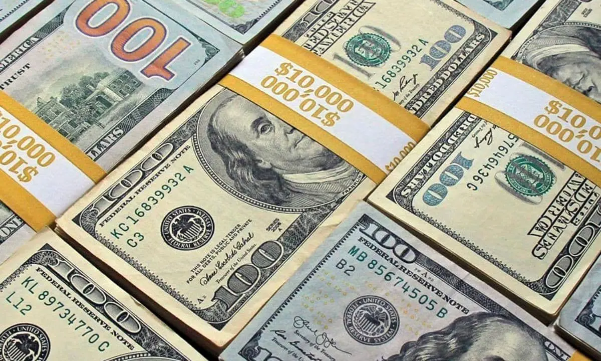 دلار در سمت فروش ۷۱ هزار و‌ ۱۹۱ تومان – ۲۱ خرداد