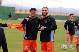 شوک فوتبال ایران: بازگشت باورنکردنی جهانبخش به تمرینات گروهی! / بمب خبری؛ مدافع مس رفسنجان مخفیانه به تیم سابقش پیوست