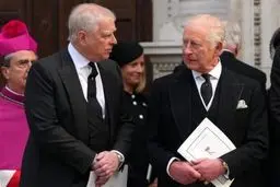 بحران در کاخ: واکنش شوکه‌کننده پادشاه انگلیس به دستگیری برادرش افشا شد!