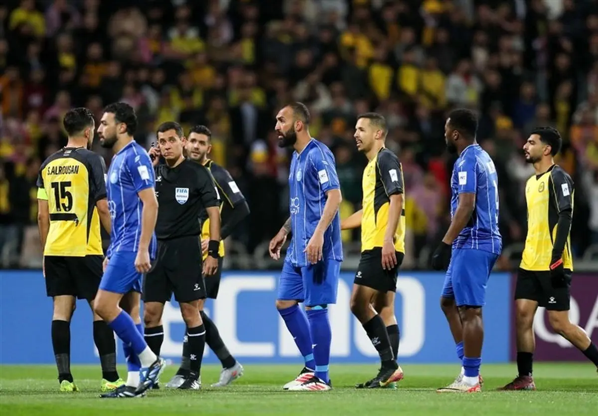 اکبری بمب ترکاند: مدیریت، مقصر اصلی فاجعه استقلال!/ درخواست عجیب برای ماندن ساپینتو!